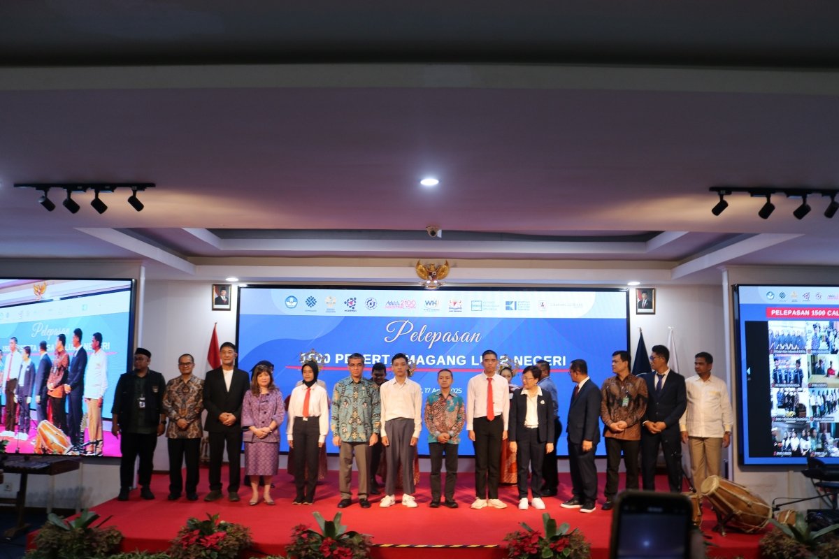 Pelepasan Siswa siswi mitra industri ke Jepang dan Jerman